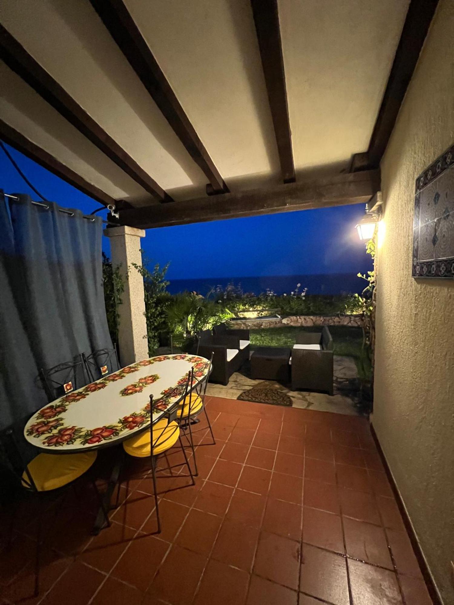 Sunrise House Villa ซาน เตโอโดโร ภายนอก รูปภาพ